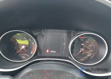 2019 Jeep Compass Latitude 4X4 z USA, uszkodzony, nr VIN 3C4NJDBB9KT714160